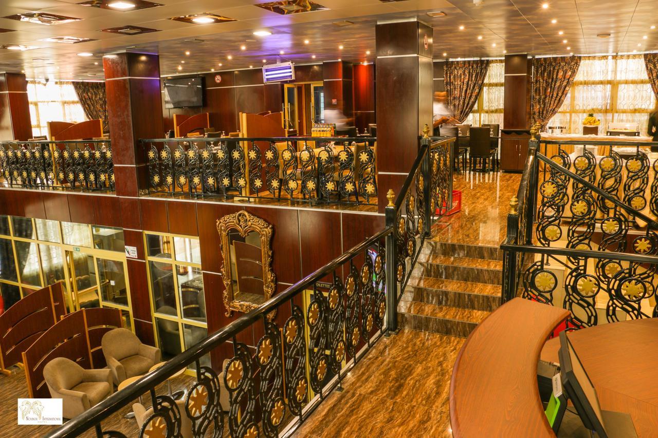 Noubou International Hotel Дуала Екстериор снимка