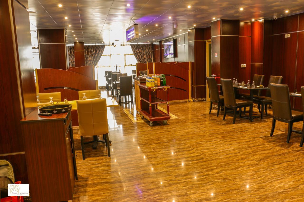 Noubou International Hotel Дуала Екстериор снимка